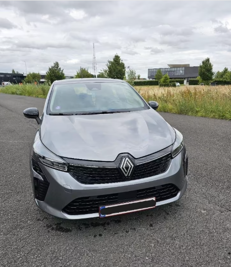 RENAULT CLIO 2024